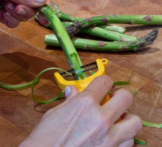 Illustration for article titled Random Asparagus Random